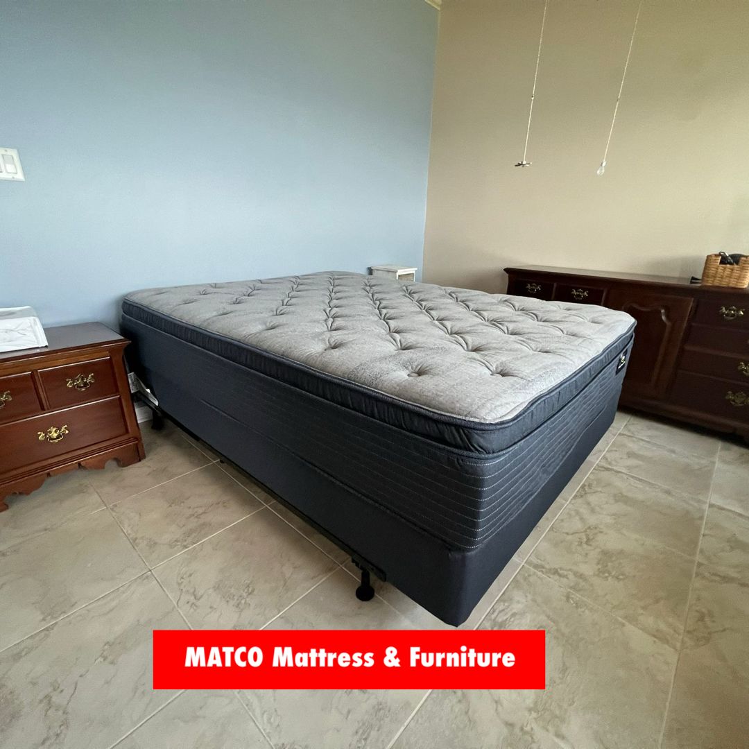 serta mattress model King size Serta Mattress Lux Grandmere Pillowtop in Pensacola